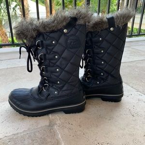 Sorel Waterproof Black Boots